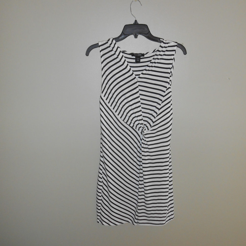 White House Black Market sleeveless top